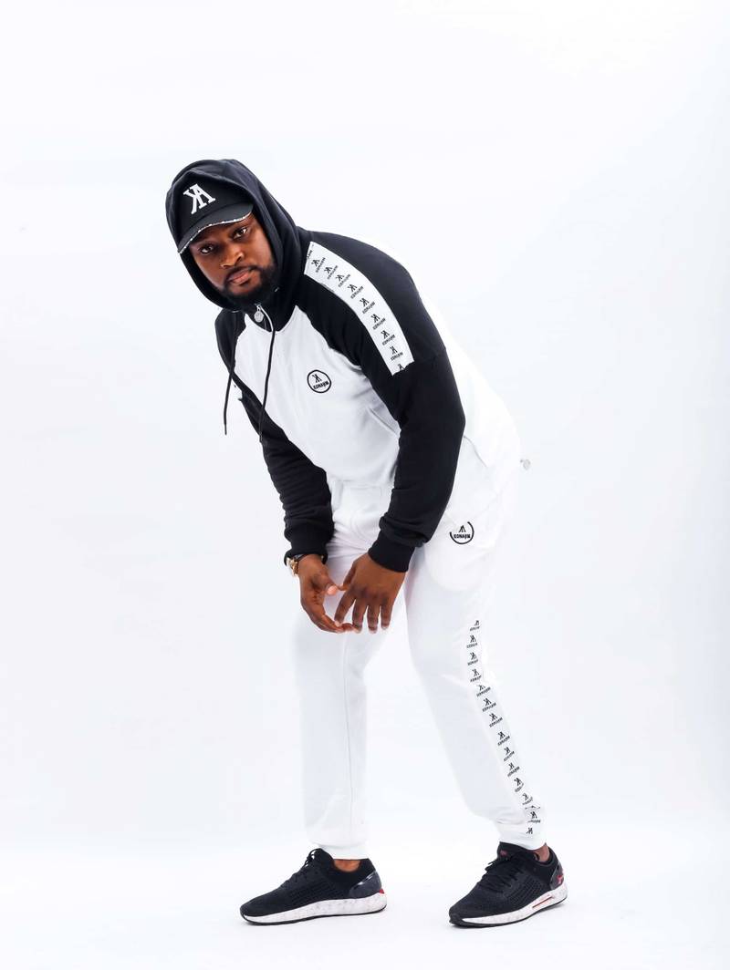 Konahm classic cotton Zip through Hoodie - White/Black