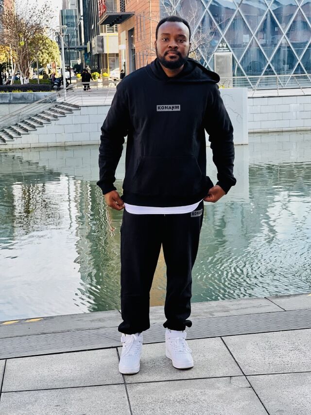 Konahm Box Logo Track - BLACK - view 2
